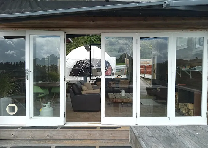 Oakridge Glamping Luxury tent *